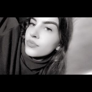 Meet your Posher, Maddie